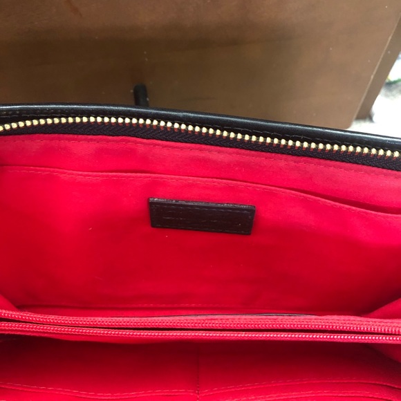 Dooney & Bourke wristlet zip around wallet - Picture 6 of 10